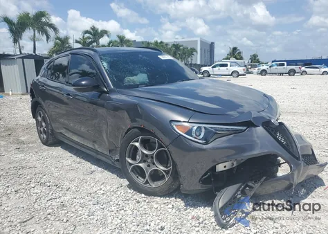 2021 Alfa Romeo Stelvio Sport из США, поврежденный, VIN ZASPAJAN8M7D12681